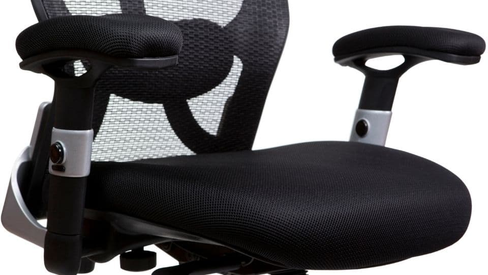 Armrests in office chair